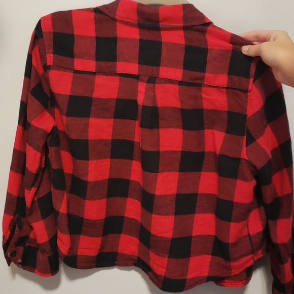 Red crop plaid - Picture 2 of 3